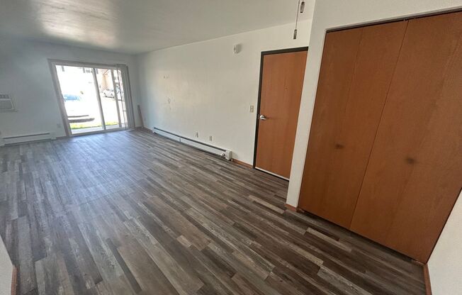 992 Third Street