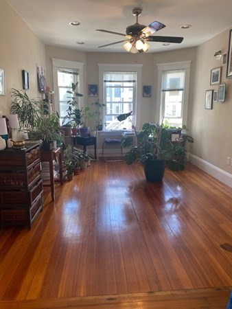 22 ROWELL ST