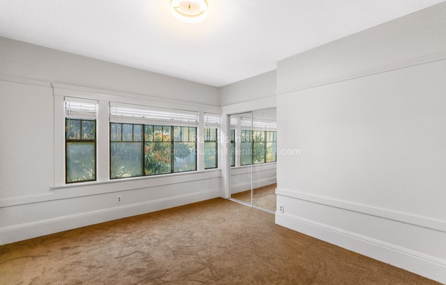 600 20 AVE