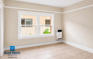 2222 W 15 ST