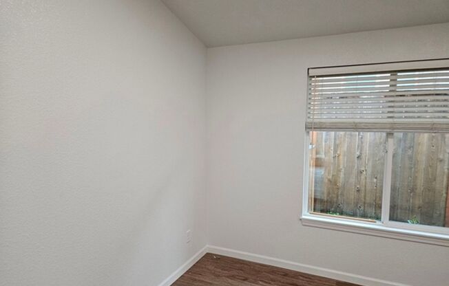 3Bd/2Ba Single Story Home-Available to view beginning 4/27/2026!
