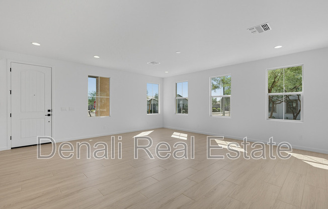 26205 N 19 LN