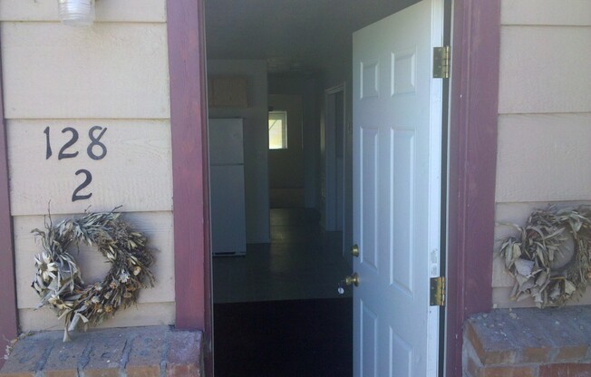 13TH AVE - 128