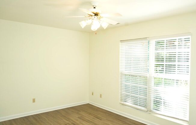 111 Darien Terrace - 3 Bedroom Townhouse