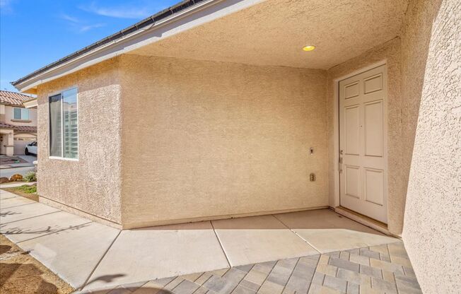 Expansive 4-bedroom Single Story in Henderson