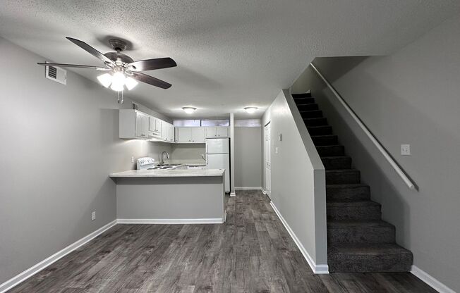 1 bed, 1 bath, 790 sqft, $1,198, Unit 15H