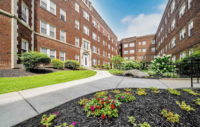 Heights Collection Courtyard