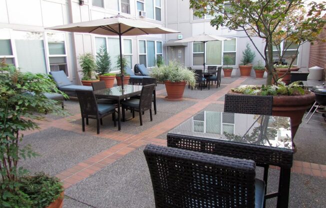 Fifth Avenue Place Apartments - Portland Apartments