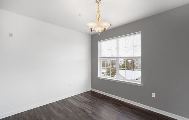 2 beds, 2 baths, 1,160 sqft, $2,395, Unit 4112