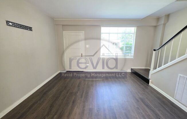 2 beds, 1 bath, 752 sqft, $995, Unit 1301-5