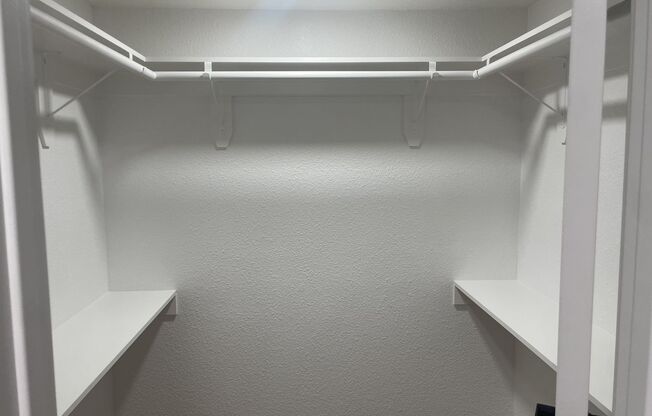 2 beds, 2 baths, 1,013 sqft, $3,510, Unit C-229