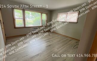 1214 S 77 ST
