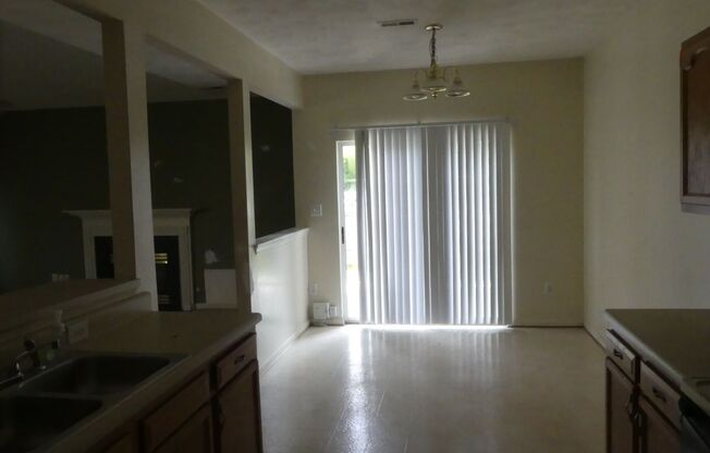 3 beds, 2.5 baths, $2,000