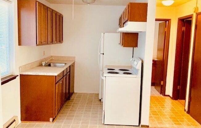 7919 35th Ave SW - (GSB-R240B - Vue Crest Apts)
