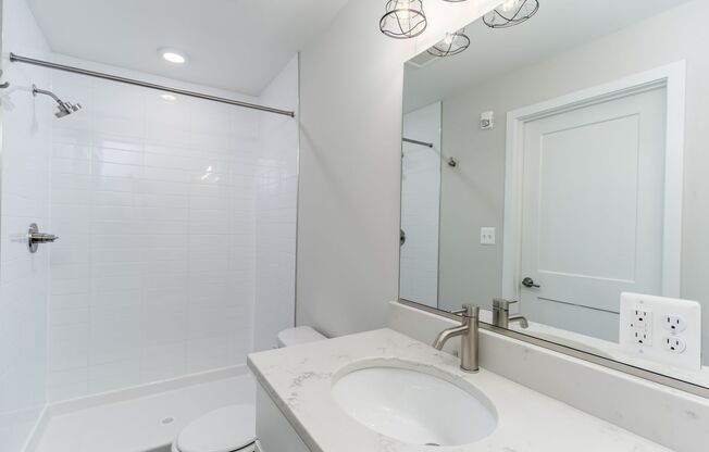 2 beds, 1.5 baths, 1,080 sqft, $1,899, Unit 203