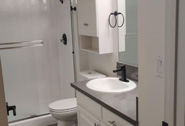 2 beds, 2 baths, 900 sqft, $2,568, Unit Unit 12H