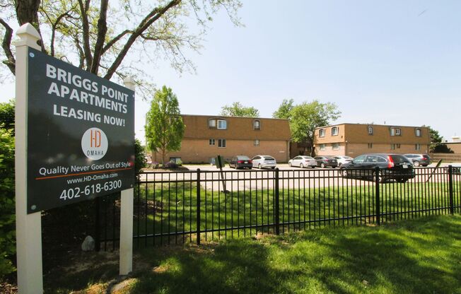 2 beds, 1 bath, 875 sqft, $1,075, Unit 10719-9