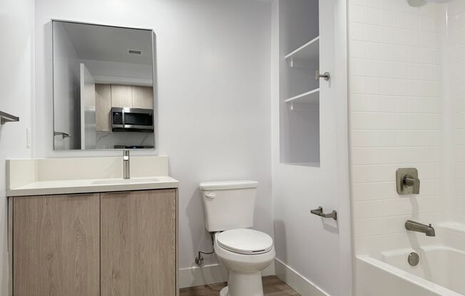 1 bed, 1 bath, 493 sqft, $2,095, Unit 214