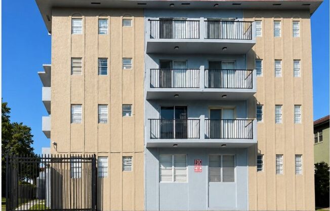 555 SW 4Th ST | Little Havana (East Little Havana)