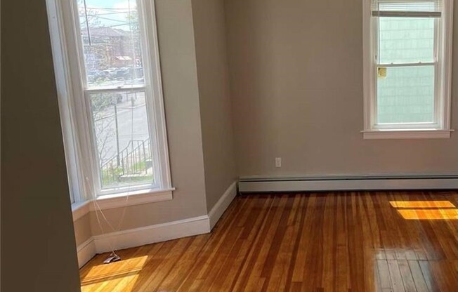 30 FALLON ST