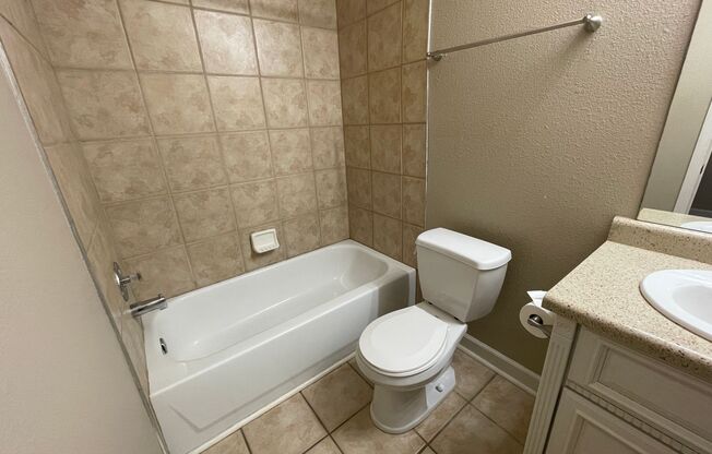 2 beds, 2 baths, 917 sqft, $1,495, Unit #306