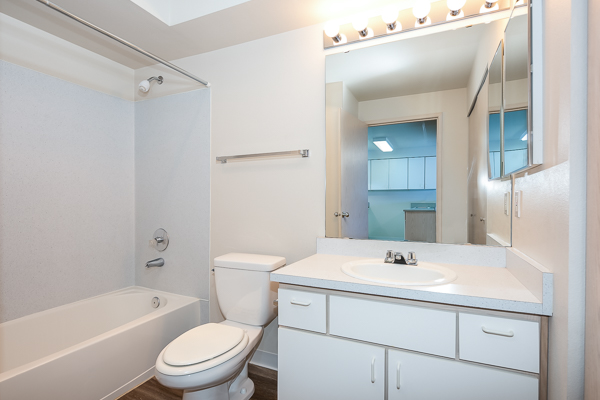 2 beds, 2 baths, 830 sqft, $2,495, Unit 312