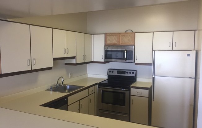 1 bed, 1 bath, $2,250, Unit # 1611