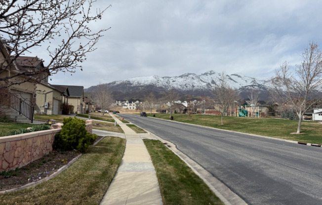 12039 N ITHICA DR