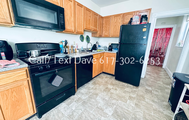 1126 COMMONWEALTH AVE