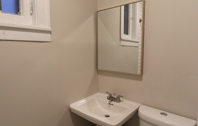 1 bed, 1 bath, $1,599, Unit 101B