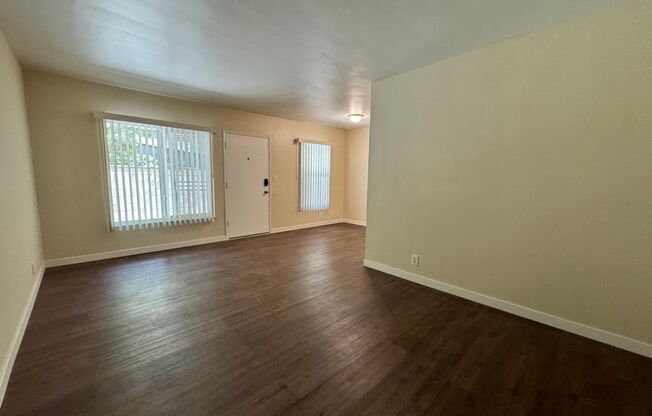 Excellent Santa Monica Location! North of Wilshire