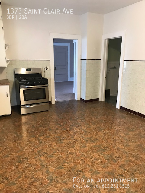 1373 SAINT CLAIR AVE
