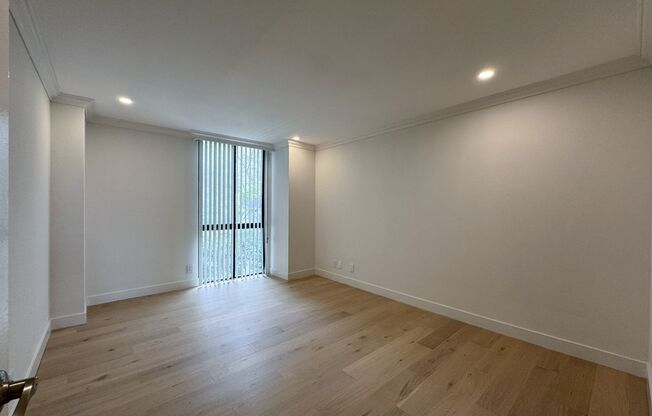 2 beds, 2.5 baths, 1,360 sqft, $4,750, Unit 108