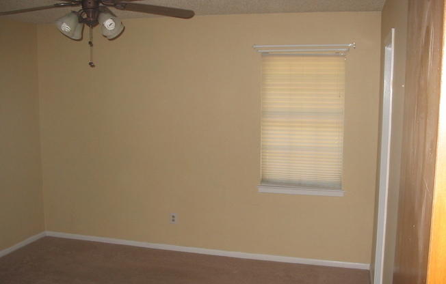 3 beds, 2 baths, $1,750