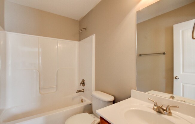 2 beds, 2.5 baths, $1,250