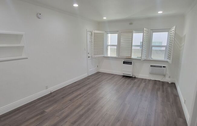 Studio, 1 bath, 500 sqft, $2,095, Unit 825-02