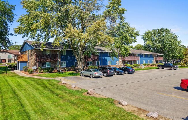 2 beds, 1.5 baths, 905 sqft, $969.99, Unit B20