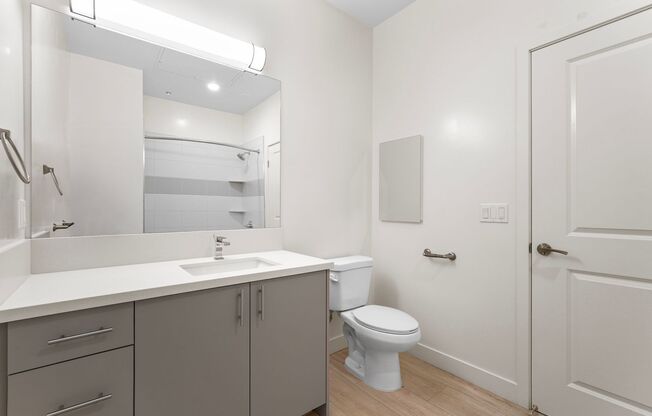 2 beds, 1 bath, 749 sqft, $3,545, Unit 221