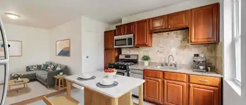 188 HANCOCK AVE