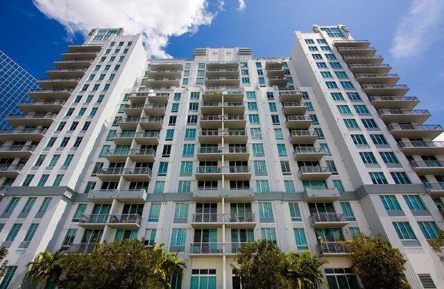 The Edge WPB Studio Condo For Rent