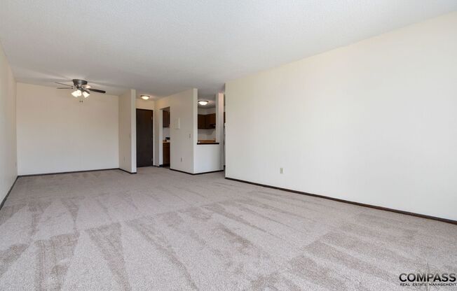 1 bed, 1 bath, 709 sqft, $1,045, Unit 2215-125