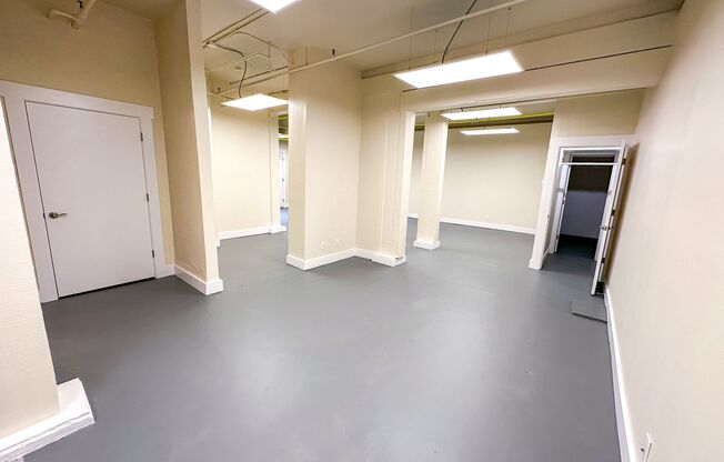 Studio, 1 bath, 1,150 sqft, $1,995, Unit 001