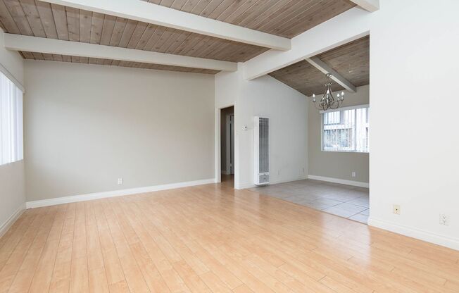 3 beds, 1.5 baths, 1,030 sqft, $3,650, Unit 11