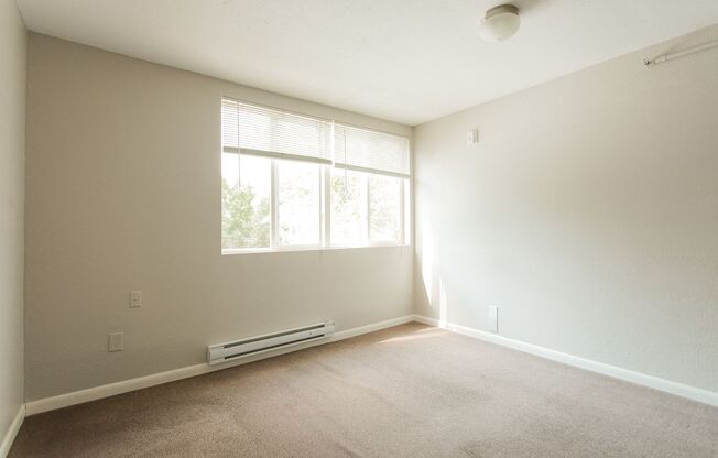 2 beds, 2 baths, 950 sqft, $2,995, Unit 204