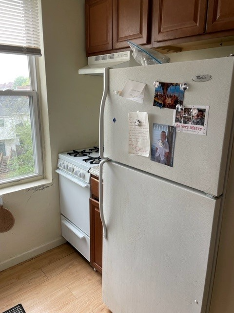 370 S Highland Ave 6