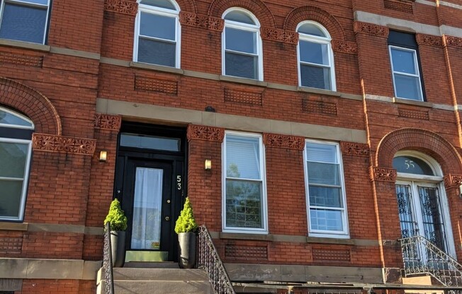 53 CLINTON AVE