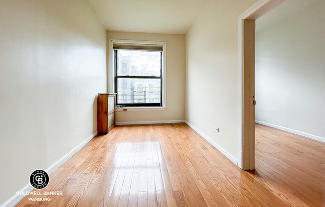 159 W 120 ST