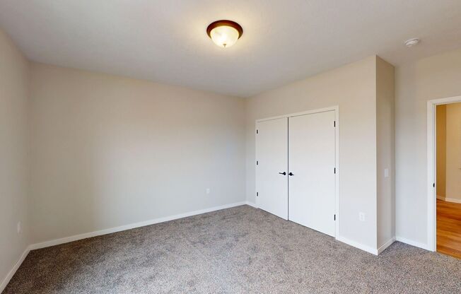 2 beds, 1 bath, 1,096 sqft, $1,445, Unit 2731-2421