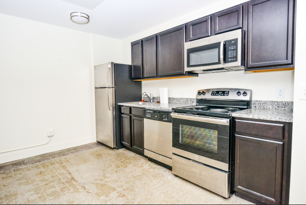 1 bed, 1 bath, 700 sqft, $1,375, Unit The Press - 2201