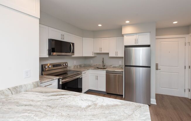 1 bed, 1 bath, 540 sqft, $1,995, Unit 201M